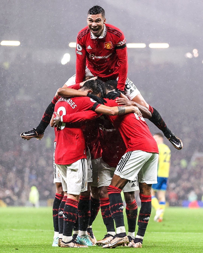 來自左路的 來自左路的